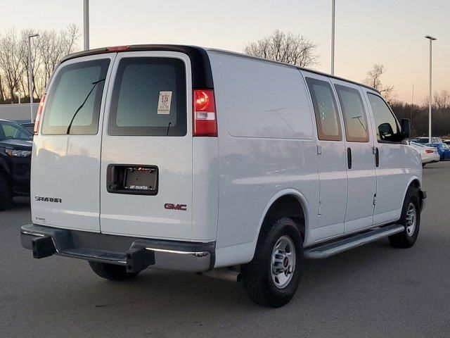 2022 GMC Savana Base