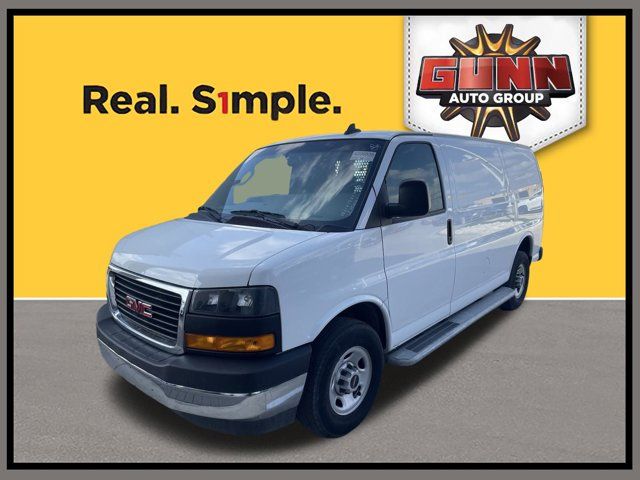 2022 GMC Savana Base