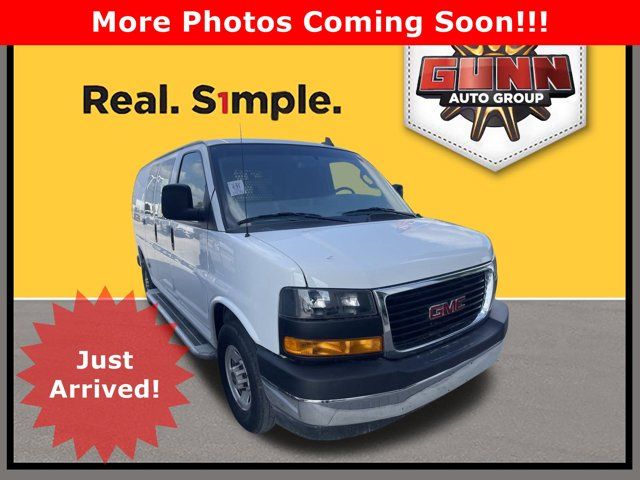 2022 GMC Savana Base