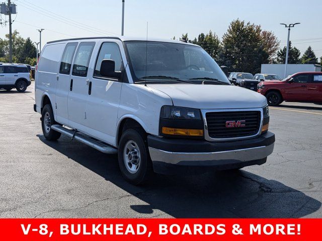 2022 GMC Savana Base