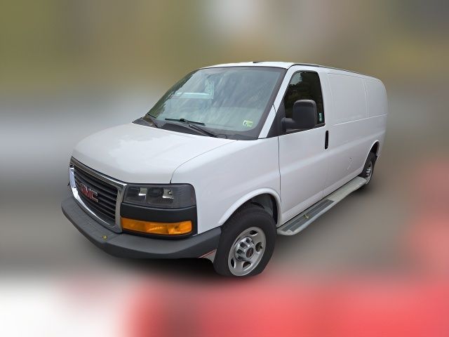 2022 GMC Savana Base