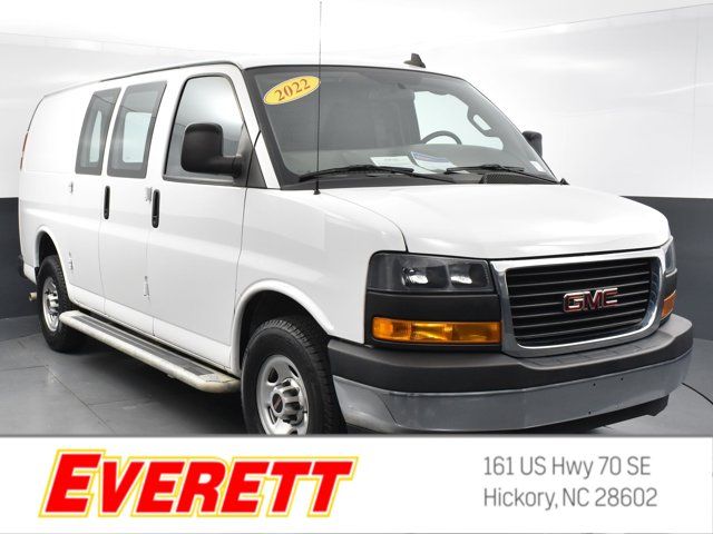 2022 GMC Savana Base