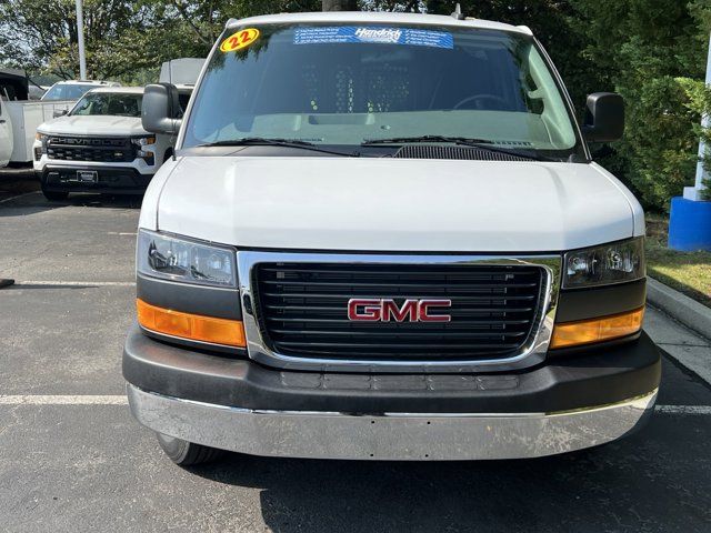 2022 GMC Savana Base