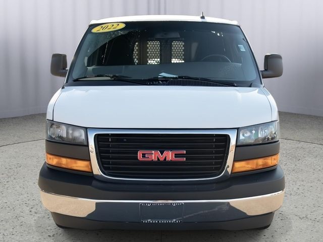 2022 GMC Savana Base