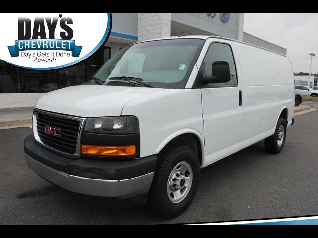 2022 GMC Savana Base