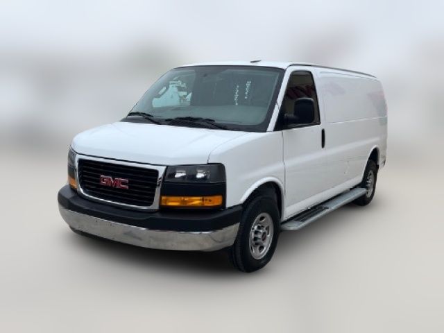 2022 GMC Savana Base