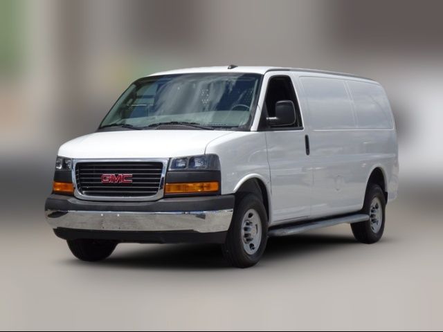 2022 GMC Savana Base