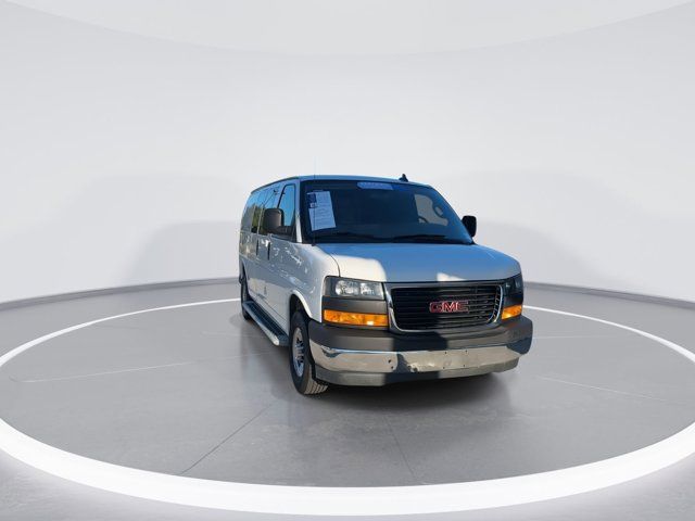 2022 GMC Savana Base