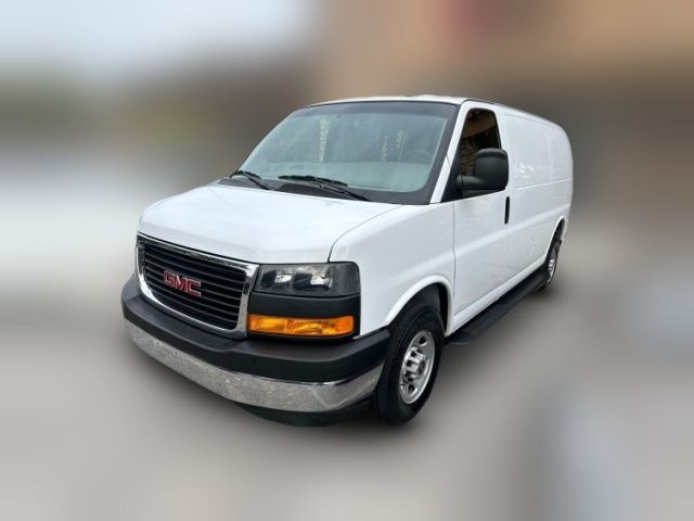 2022 GMC Savana Base