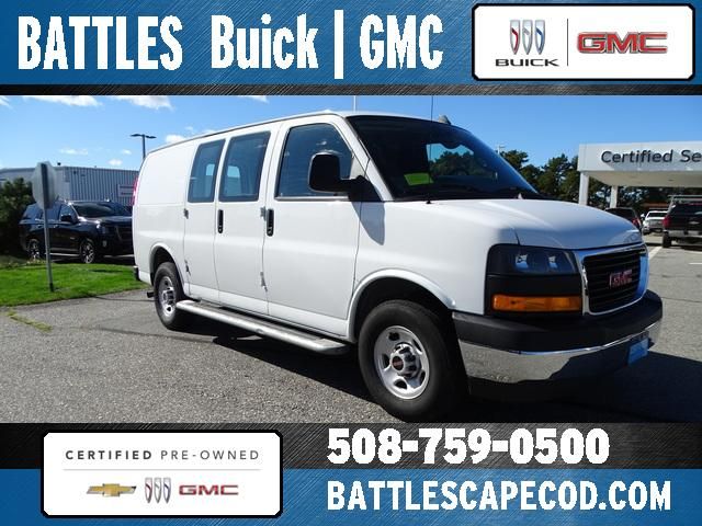 2022 GMC Savana Base