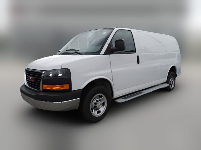 2022 GMC Savana Base