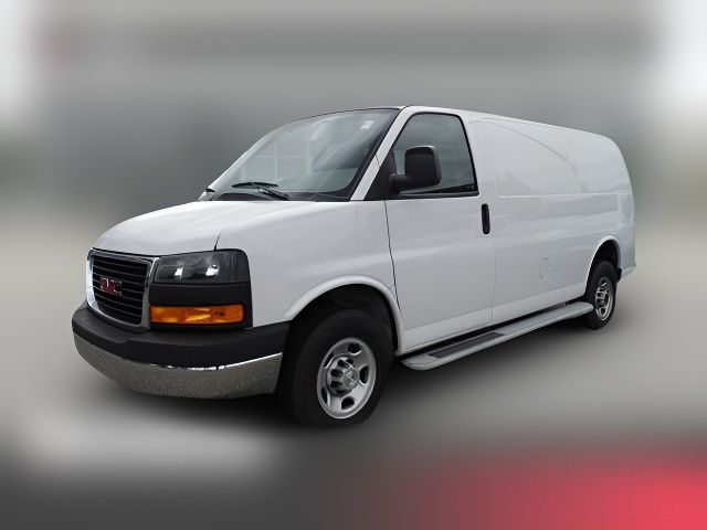 2022 GMC Savana Base