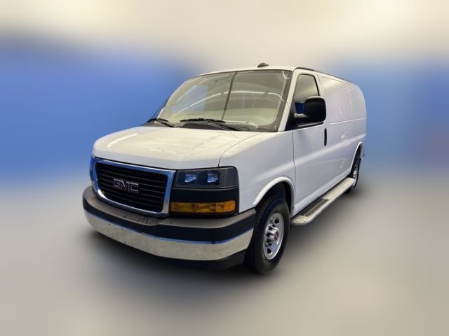 2022 GMC Savana Base