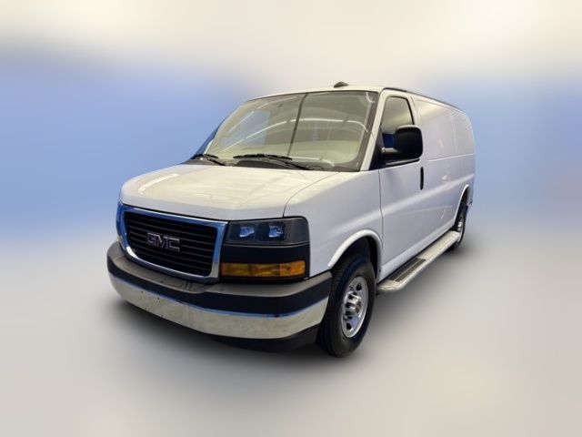 2022 GMC Savana Base