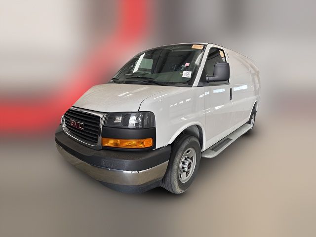 2022 GMC Savana Base