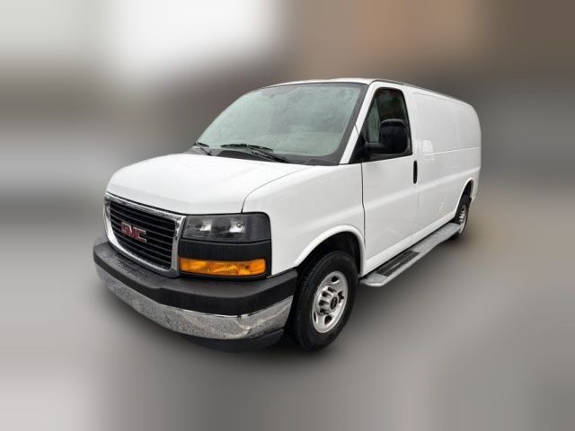 2022 GMC Savana Base