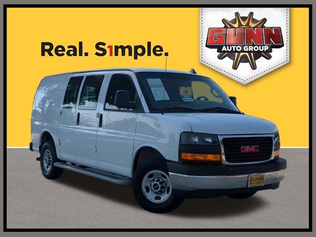 2022 GMC Savana Base