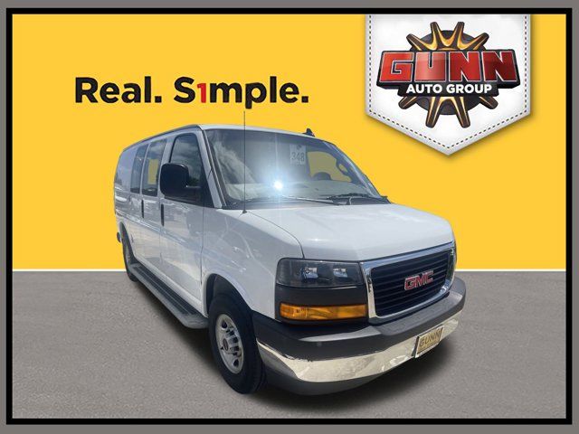 2022 GMC Savana Base