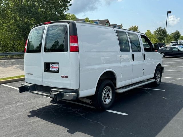 2022 GMC Savana Base