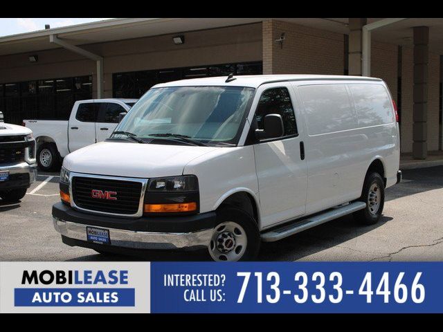 2022 GMC Savana Base