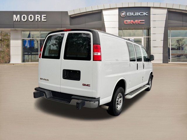 2022 GMC Savana Base