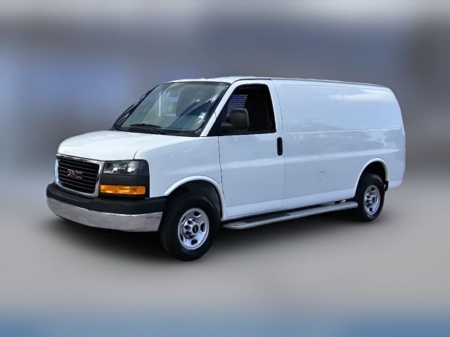 2022 GMC Savana Base