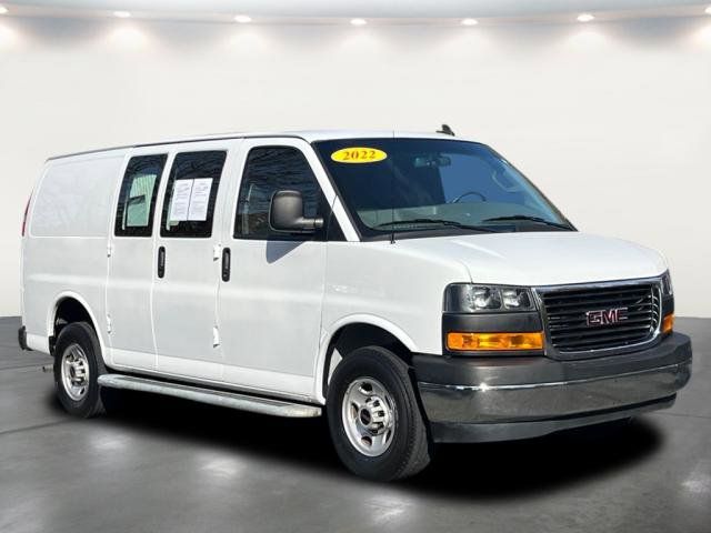 2022 GMC Savana Base