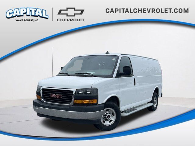 2022 GMC Savana Base