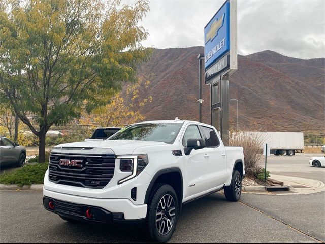 2022 GMC Sierra 1500 AT4