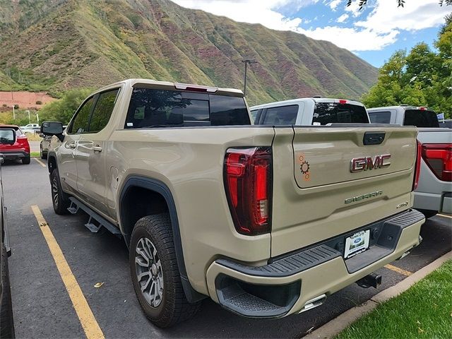 2022 GMC Sierra 1500 AT4