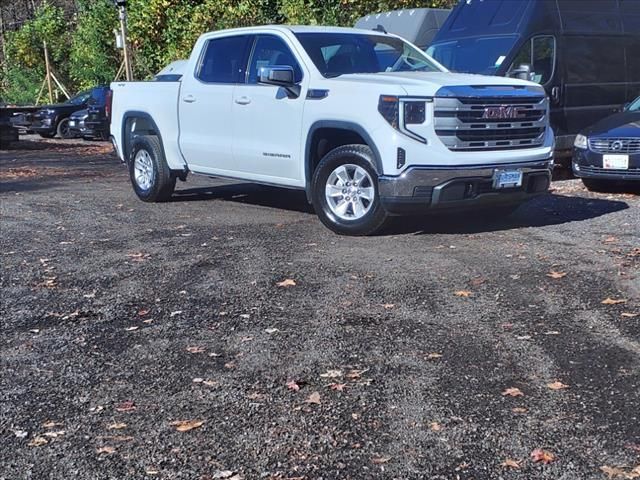 2022 GMC Sierra 1500 SLE