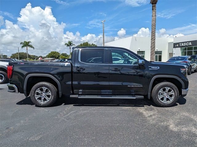 2022 GMC Sierra 1500 SLE