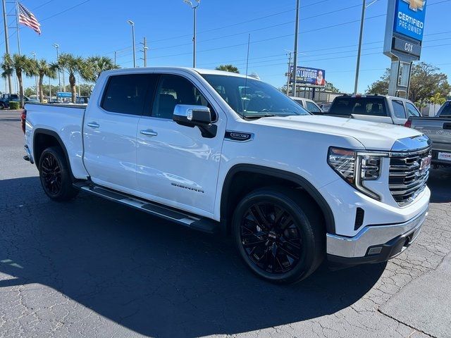 2022 GMC Sierra 1500 SLT