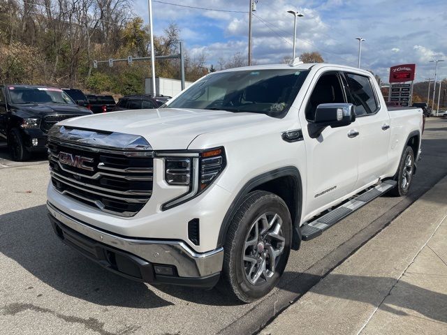 2022 GMC Sierra 1500 SLT