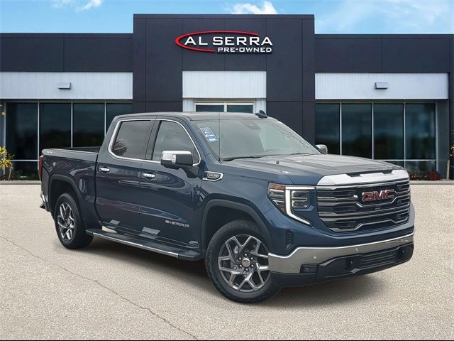 2022 GMC Sierra 1500 SLT