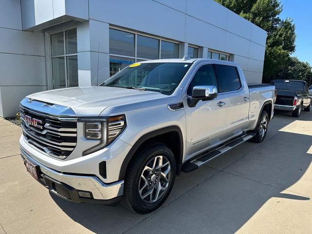 2022 GMC Sierra 1500 SLT