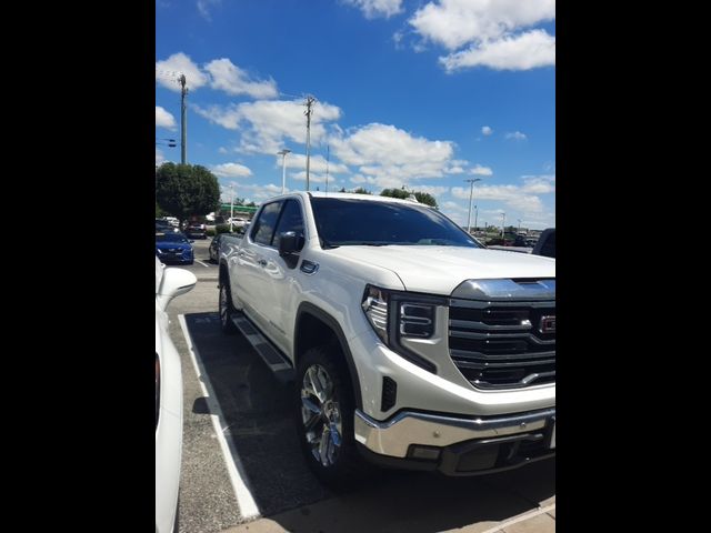 2022 GMC Sierra 1500 SLT