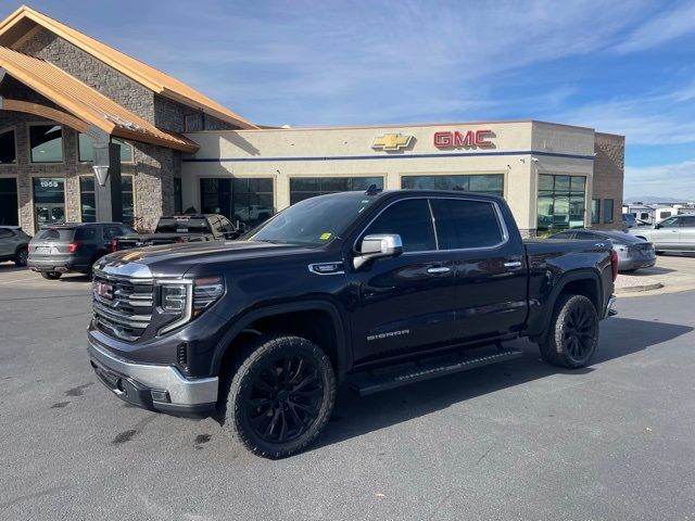 2022 GMC Sierra 1500 SLT