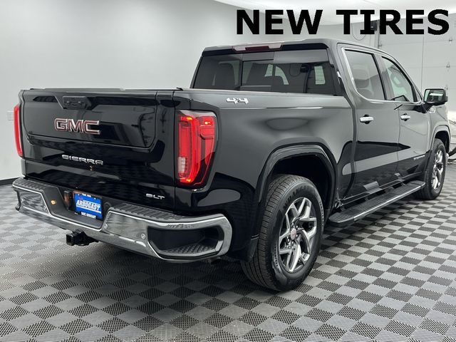 2022 GMC Sierra 1500 SLT