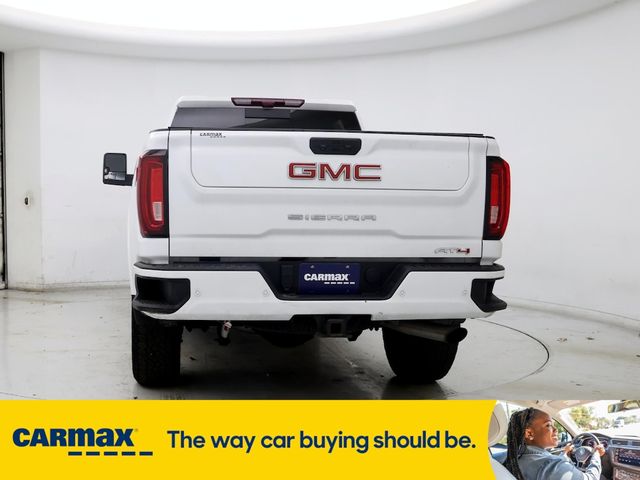 2022 GMC Sierra 2500HD AT4