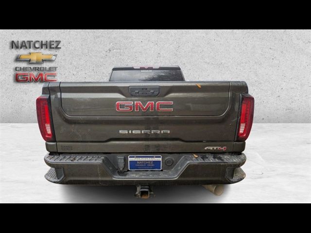 2022 GMC Sierra 2500HD AT4