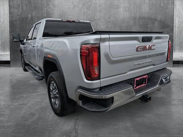 2022 GMC Sierra 2500HD SLT