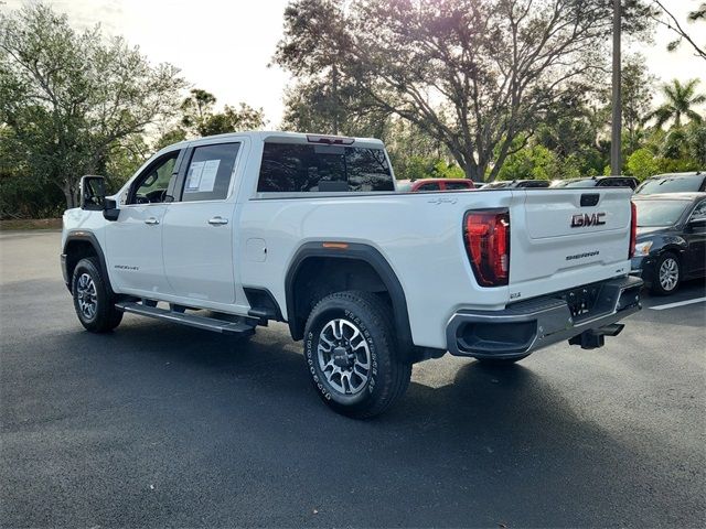 2022 GMC Sierra 2500HD SLT