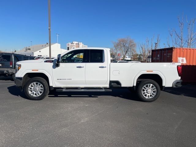 2022 GMC Sierra 2500HD SLT