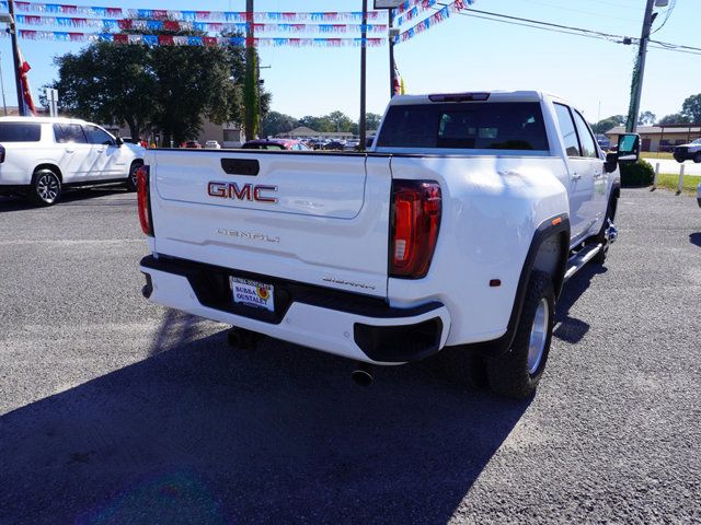 2022 GMC Sierra 3500HD Denali