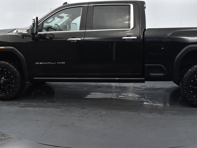 2022 GMC Sierra 3500HD Denali