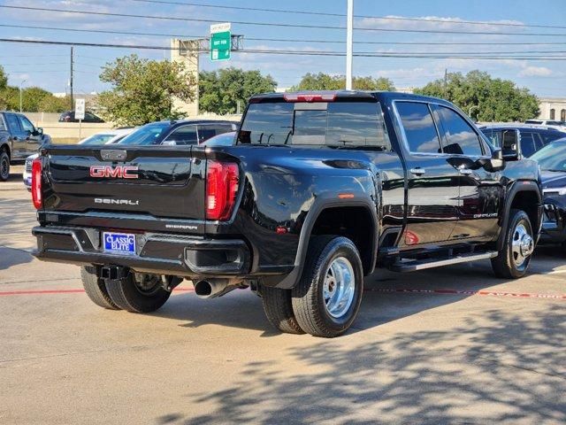 2022 GMC Sierra 3500HD Denali