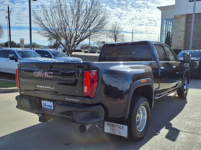 2022 GMC Sierra 3500HD Denali