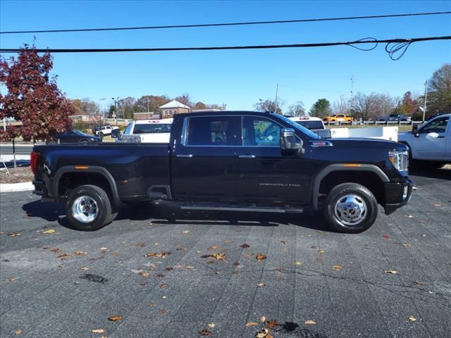 2022 GMC Sierra 3500HD Denali