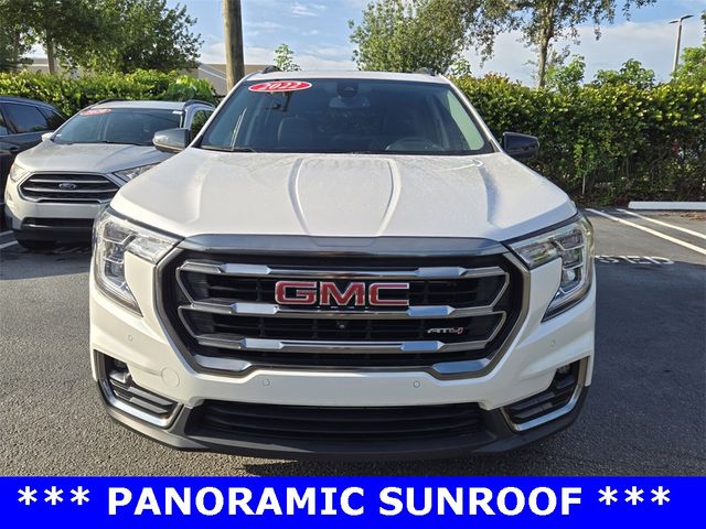 2022 GMC Terrain AT4